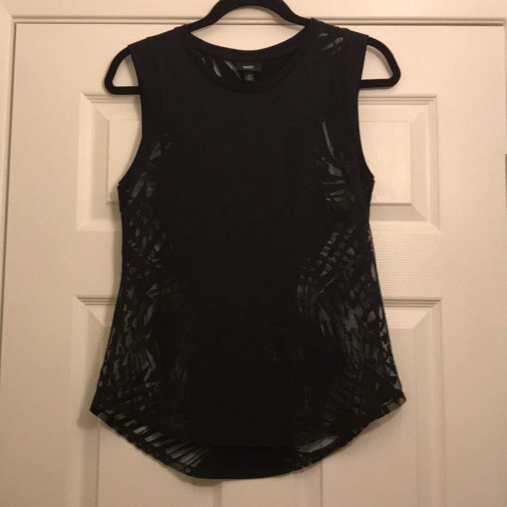 Sheer Detail Tank